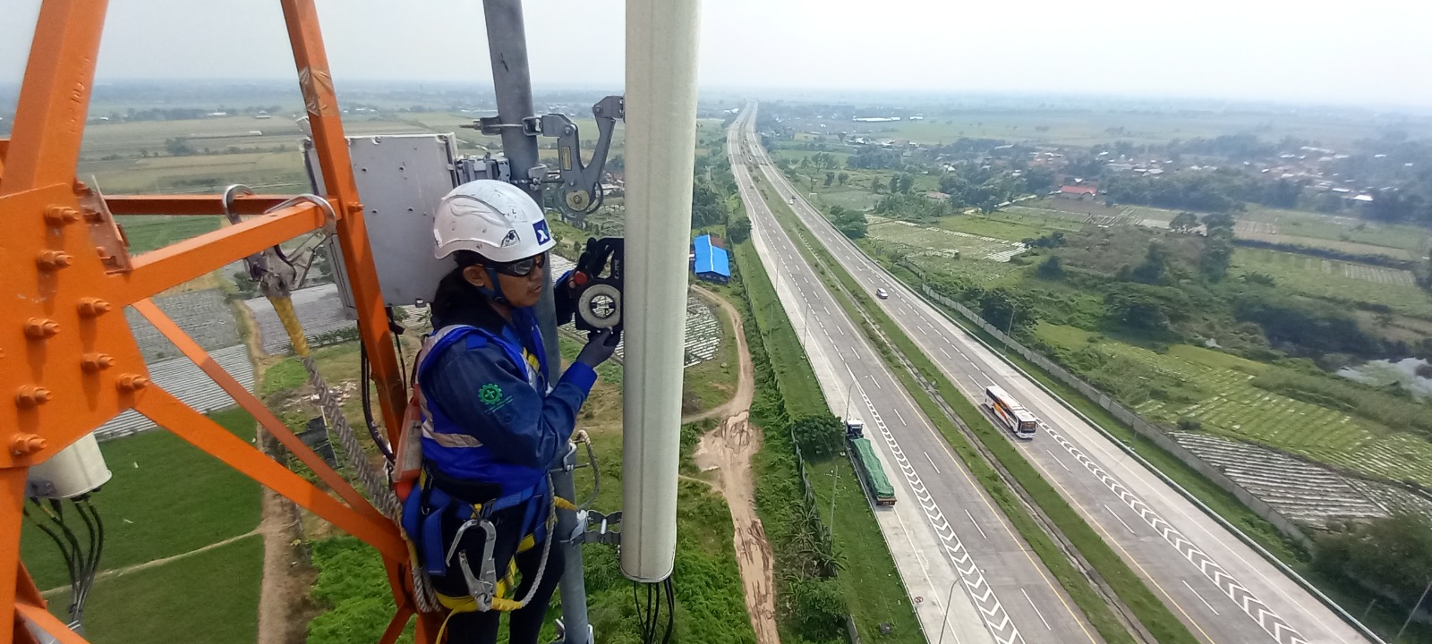 Layanan Data XL Axiata Naik 16 Persen Saat Libur Lebaran 2024