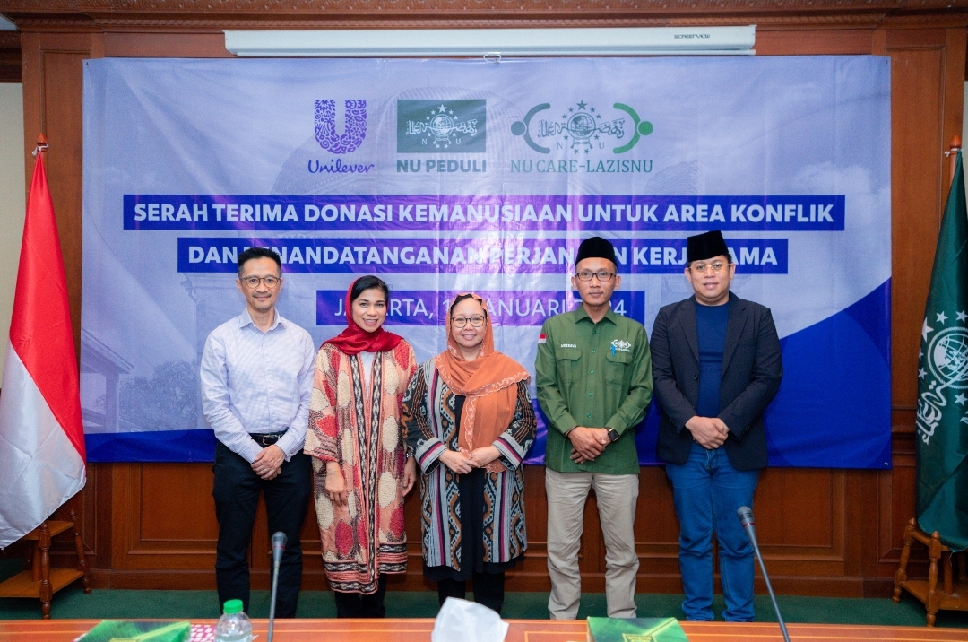 NU Care-LAZISNU Salurkan Bantuan Kemanusiaan dari Unilever Indonesia