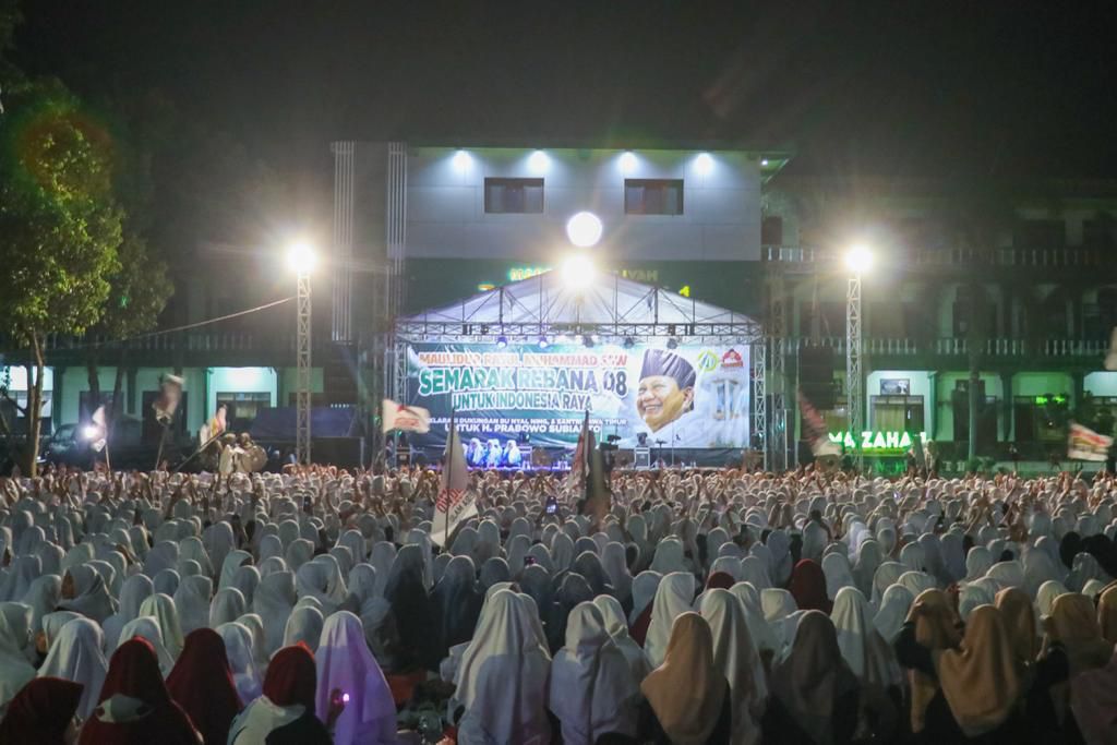 Ribuan Nyai, Ning, dan Santri dj Jatim Deklarasi Dukung Prabowo: Istiqomah pada Kebaikan